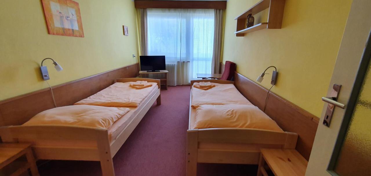 Hotel Poprad Ústí nad Orlicí Exterior foto