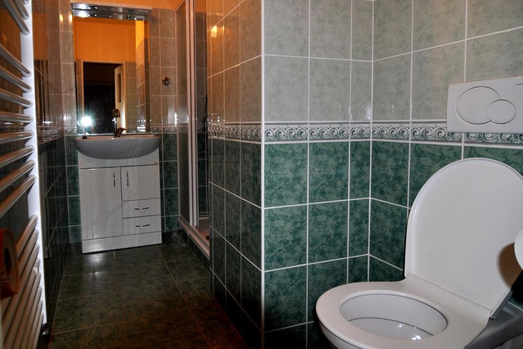 Hotel Poprad Ústí nad Orlicí Habitación foto